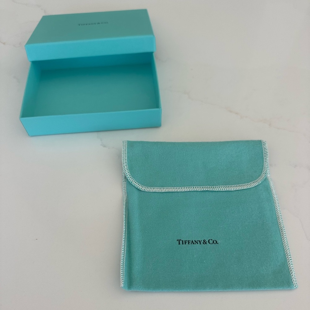 Tiffany & Co. flannel dust bag with box